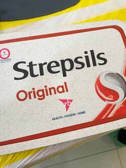 พิมพ์โลโก้บนกล่องข้าว สกรีนโลโก้บนกล่องใส่สินค้า สกรีนกล่องใส่ของ