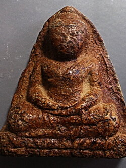 ลพ.โต เนื้อดิน กรุบางกระทิง อยุธยา