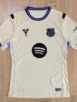 2025-26 เสื้อฟุตบอลบาซ่า สีทอง สำหรับผู้ชาย Player Edition เกรดนักเตะ Size S-2XL