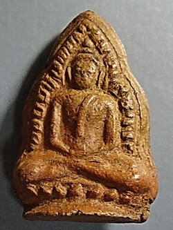 พระกรุบางยี่หน สุพรรณบุรี พิมพ์เชียงแสนสองหน้า