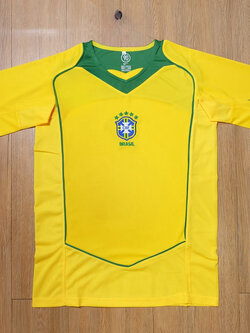 Retro เสื้อทีมชาติบราซิล Most Popular 2004 Brazil Home Retro Soccer Jersey Football