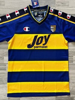 Retro เสื้อบอลย้อนยุค พาร์ม่า 2001 เหย้า Retro Parma Home เรโทร คลาสสิค 2001-02