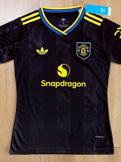 เสื้อฟุตบอลผู้หญิง Man U สีดำ Fans Edition เกรดฟุตบอล 2025