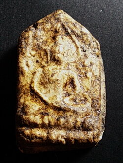 ขุนแผนหลังจารย์ เนื้อผงเก่าไม่ทราบที่