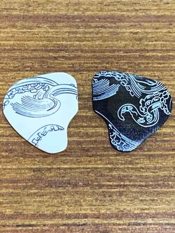 สกรีนแผ่นเรซิ่น พิมพ์เรซิ่น หูฟัง