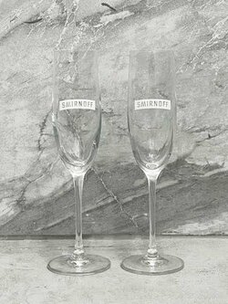 แก้วใสติดฟิล์มโลโก้ | ทำโลโก้บนแก้วแชมเปญ | สกรีนโลโก้บนแก้วแชมเปญ