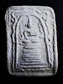 สมเด็จ เนื้อผงมหาเสน่ห์แดนใต้ ลป.จันทร์ วัดโฉลกหลำ เกาะพงัน