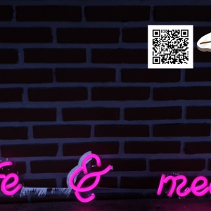 ป้ายนีออนเฟรค cafe & meal